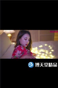 [國產劇情]情色場景中國女孩在床上玩燈